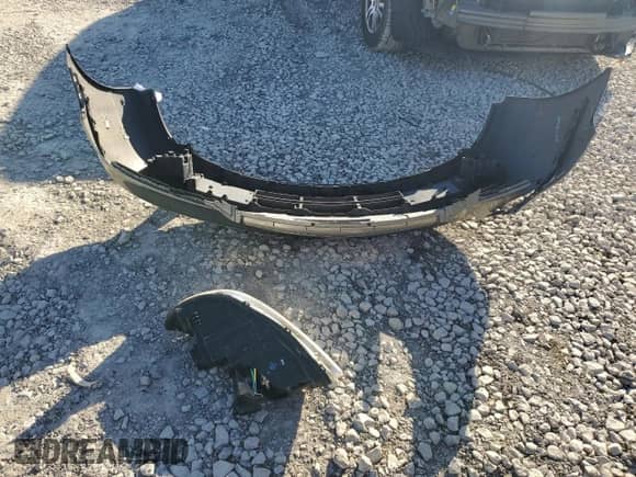 2006 Hyundai Azera SE с VIN KMHFC46F46A086416, выставлен на аукционе Copart как лот 45264175 с пробегом 92 448 миль миль и Списание • Salvage title. История ставок и продаж доступна на DreamBid. Изображение 14.