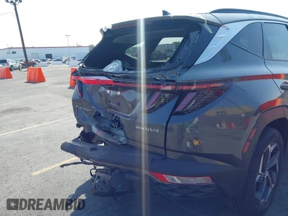 2024 Hyundai Tucson Limited с VIN KM8JECD11RU165499, выставлен на аукционе IAAI как лот 43348342 с пробегом 16 237 миль миль и . История ставок и продаж доступна на DreamBid. Изображение 4.