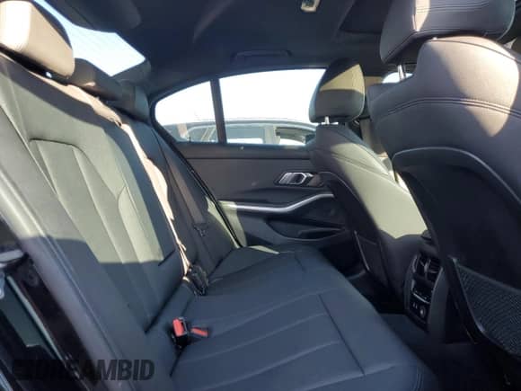 2020 BMW 3 Series 330i xDrive z VIN 3MW5R7J07L8B05435, wystawiony jako Copart lot #85305605 z przebiegiem 91 223 mil mil oraz Szkoda całkowita • Salvage title. Historia ofert i sprzedaży dostępna na DreamBid. Obrazek 10.