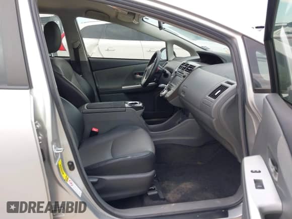 2012 Toyota Prius Two z VIN JTDZN3EUXC3145328, wystawiony jako IAAI lot #42843242 z przebiegiem 221 267 mil mil oraz . Historia ofert i sprzedaży dostępna na DreamBid. Obrazek 5.