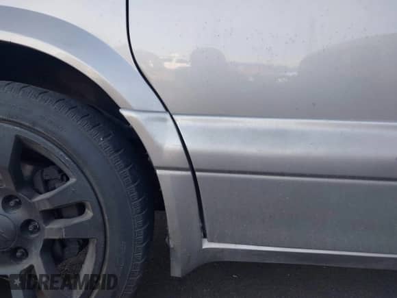 2004 Chevrolet Astro z VIN 1GNEL19X74B125338, wystawiony jako IAAI lot #42410655 z przebiegiem 169 085 mil mil oraz . Historia ofert i sprzedaży dostępna na DreamBid. Obrazek 13.