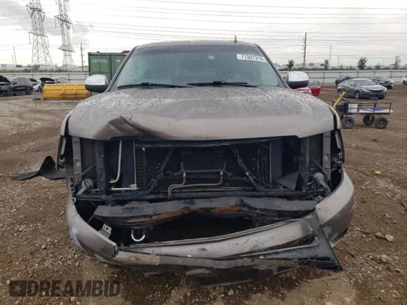 2011 Chevrolet Tahoe LS с VIN 1GNSKAE05BR179000, выставлен на аукционе Copart как лот 71307315 с пробегом 158 165 миль миль и Списание • Salvage title. История ставок и продаж доступна на DreamBid. Изображение 5.