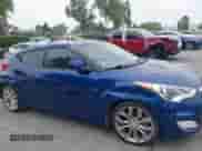 2015 Hyundai Veloster z VIN KMHTC6AD0FU243328, wystawiony jako IAAI lot #42439313 z przebiegiem 96 997 mil mil oraz . Historia ofert i sprzedaży dostępna na DreamBid. Obrazek 17.