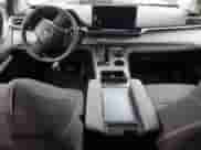 2025 Toyota Sienna LE with VIN 5TDBSKFC6SS155328, listed as a Copart auction lot 84447244 with 1,543 mi miles and Salvage title. Bid and sale history available at DreamBid. Image 8.