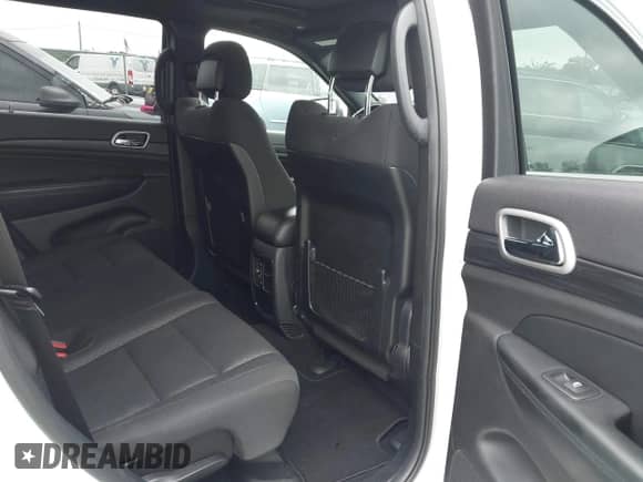 2020 Jeep Grand Cherokee Altitude z VIN 1C4RJFAG8LC207774, wystawiony jako IAAI lot #42869515 z przebiegiem 36 455 mil mil oraz . Historia ofert i sprzedaży dostępna na DreamBid. Obrazek 8.