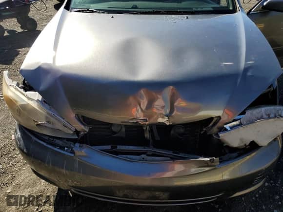 2002 Toyota Camry LE with VIN 4T1BE32K62U621647, listed as a Copart auction lot 82364885 with 97,346 mi miles and Salvage title. Bid and sale history available at DreamBid. Image 11.