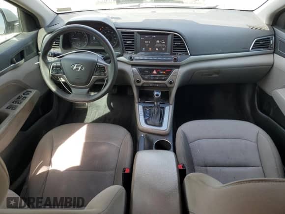 2018 Hyundai Elantra SEL z VIN 5NPD84LF1JH360822, wystawiony jako Copart lot #81237195 z przebiegiem 124 285 mil mil oraz Szkoda całkowita • Salvage title. Historia ofert i sprzedaży dostępna na DreamBid. Obrazek 8.