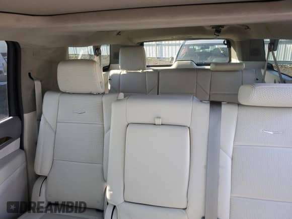 2023 Cadillac Escalade ESV 4WD Sport Platinum с VIN 1GYS4RKL1PR371807, выставлен на аукционе Copart как лот 59019304 с пробегом Не указан миль и Списание • Salvage title. История ставок и продаж доступна на DreamBid. Изображение 10.