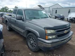 2006 Chevrolet Silverado 1500 LT3 с VIN 1GCEK19Z76Z178242, выставлен на аукционе IAAI как лот 42322595 с пробегом 279 612 миль миль и . История ставок и продаж доступна на DreamBid. Изображение 1.