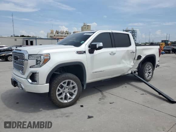 2021 GMC Sierra 1500 Denali z VIN 3GTU9FEL0MG316304, wystawiony jako Copart lot #64649505 z przebiegiem 35 167 mil mil oraz Szkoda całkowita • Salvage title. Historia ofert i sprzedaży dostępna na DreamBid. Obrazek 1.