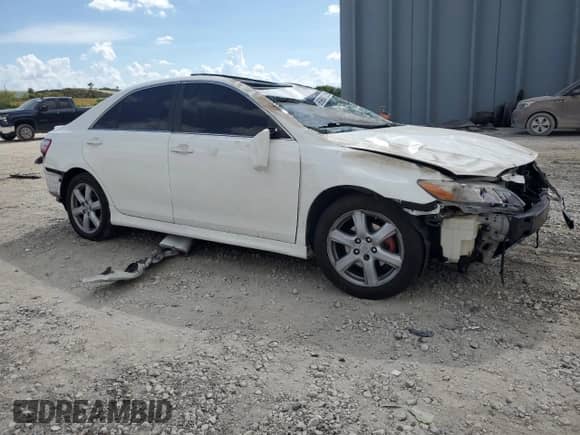 2008 Toyota Camry LE with VIN 4T1BE46K38U744489, listed as a Copart auction lot 69887835 with 177,201 mi miles and Salvage title. Bid and sale history available at DreamBid. Image 4.