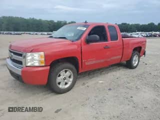 2008 Chevrolet Silverado 1500 1LT с VIN 1GCEK19J68Z282203, выставлен на аукционе Copart как лот 63694085 с пробегом 309 130 миль миль и Чистый • Clean title. История ставок и продаж доступна на DreamBid. Изображение 1.