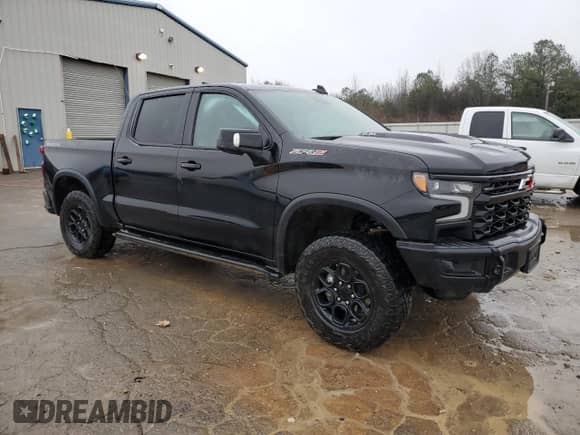 2023 Chevrolet Silverado 1500 ZR2 with VIN 3GCUDHEL7PG251546, listed as a Copart auction lot 43132775 with 22,322 mi miles and Salvage title. Bid and sale history available at DreamBid. Image 4.