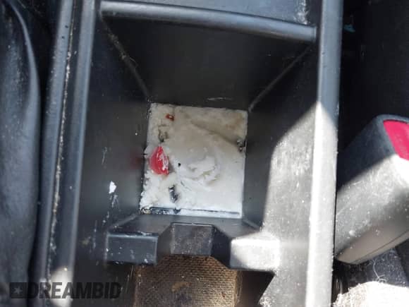 2013 Subaru Forester X Limited с VIN JF2SHAEC0DH417783, выставлен на аукционе IAAI как лот 43271185 с пробегом 106 164 миль миль и . История ставок и продаж доступна на DreamBid. Изображение 17.