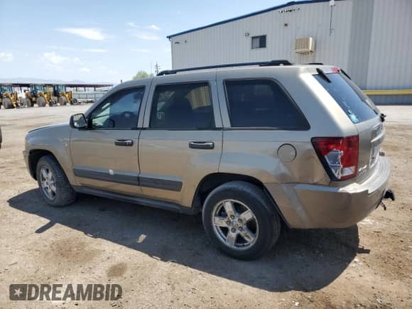 2006 Jeep Grand Cherokee Laredo with VIN 1J4HR48NX6C236494, listed as a Copart auction lot 67868215 with 186,182 mi miles and Salvage title. Bid and sale history available at DreamBid. Image 2.