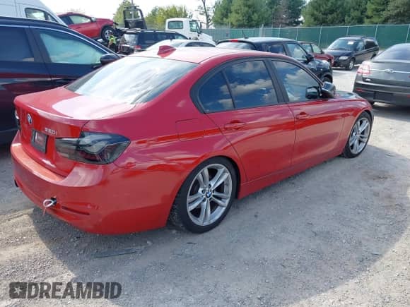 2016 BMW 3 Series 320i with VIN WBA8A9C5XGK615775, listed as a IAAI auction lot 43330037 with 88,860 mi miles and . Bid and sale history available at DreamBid. Image 4.