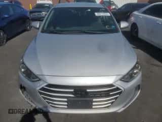 2017 Hyundai Elantra Limited z VIN KMHD84LF8HU223968, wystawiony jako Copart lot #86870695 z przebiegiem 101 518 mil mil oraz Czysty tytuł • Clean title. Historia ofert i sprzedaży dostępna na DreamBid. Obrazek 5.