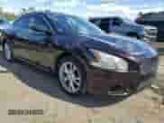 2013 Nissan Maxima S z VIN 1N4AA5AP7DC808642, wystawiony jako Copart lot #89645105 z przebiegiem 132 487 mil mil oraz Szkoda całkowita • Salvage title. Historia ofert i sprzedaży dostępna na DreamBid. Obrazek 4.