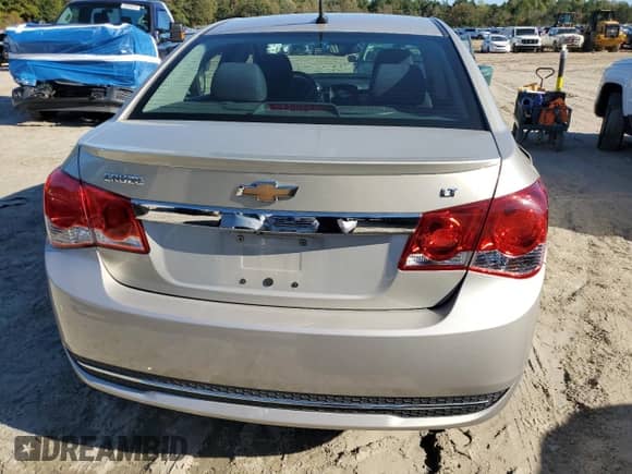 2014 Chevrolet Cruze 1LT с VIN 1G1PC5SB5E7471635, выставлен на аукционе Copart как лот 82585855 с пробегом 85 007 миль миль и Списание • Salvage title. История ставок и продаж доступна на DreamBid. Изображение 6.