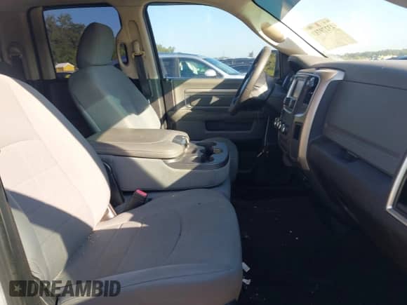 2014 Ram 1500 Big Horn z VIN 1C6RR6GT4ES120788, wystawiony jako IAAI lot #43279713 z przebiegiem 145 985 mil mil oraz . Historia ofert i sprzedaży dostępna na DreamBid. Obrazek 5.