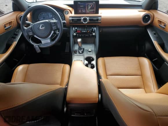 2022 Lexus IS 300 z VIN JTHDA1D27N5119978, wystawiony jako Copart lot #65100645 z przebiegiem 39 094 mil mil oraz Nie do naprawy • Non repairable. Historia ofert i sprzedaży dostępna na DreamBid. Obrazek 8.