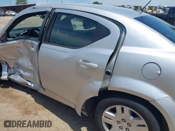 2011 Dodge Avenger Express with VIN 1B3BD4FB6BN541672, listed as a IAAI auction lot 42603860 with Not provided miles and . Bid and sale history available at DreamBid. Image 16.