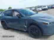 2025 Mazda CX-5 S Carbon Edition z VIN JM3KFBCM8S0646821, wystawiony jako IAAI lot #42610837 z przebiegiem Nie podano mil oraz . Historia ofert i sprzedaży dostępna na DreamBid. Obrazek 13.