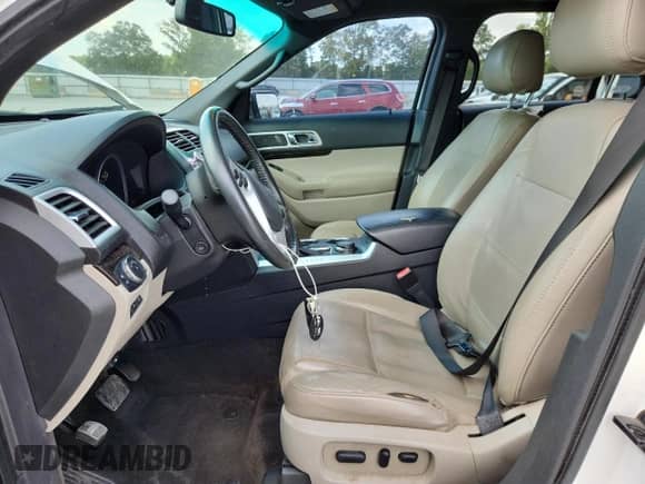 2011 Ford Explorer Limited с VIN 1FMHK8F86BGA48472, выставлен на аукционе Copart как лот 81519205 с пробегом 206 450 миль миль и Списание • Salvage title. История ставок и продаж доступна на DreamBid. Изображение 7.