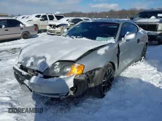 2003 Hyundai Tiburon GT с VIN KMHHN65F73U017682, выставлен на аукционе IAAI как лот 41551560 с пробегом 112 904 миль миль и . История ставок и продаж доступна на DreamBid. Изображение 2.