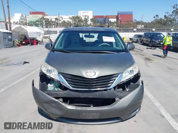 2012 Toyota Sienna LE with VIN 5TDJK3DC8CS031308, listed as a IAAI auction lot 42237136 with 257,129 mi miles and . Bid and sale history available at DreamBid. Image 12.