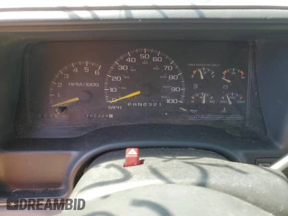 2000 Chevrolet Tahoe Z71 с VIN 1GNEK13R5YR174726, выставлен на аукционе Copart как лот 51745405 с пробегом Не указан миль и Списание • Salvage title. История ставок и продаж доступна на DreamBid. Изображение 9.