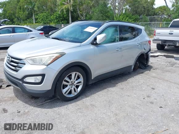 2016 Hyundai Santa Fe с VIN 5XYZW4LA9GG331777, выставлен на аукционе IAAI как лот 43086910 с пробегом 190 831 миль миль и . История ставок и продаж доступна на DreamBid. Изображение 17.