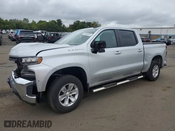 2021 Chevrolet Silverado 1500 LT with VIN 1GCUYDED3MZ335722, listed as a Copart auction lot 83830555 with 44,328 mi miles and Salvage title. Bid and sale history available at DreamBid. Image 1.