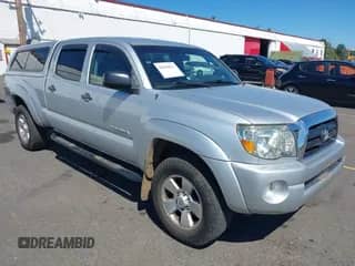 2005 Toyota Tacoma PreRunner with VIN 5TEKU72N55Z073581, listed as a IAAI auction lot 43056533 with 147,200 mi miles and . Bid and sale history available at DreamBid. Image 1.