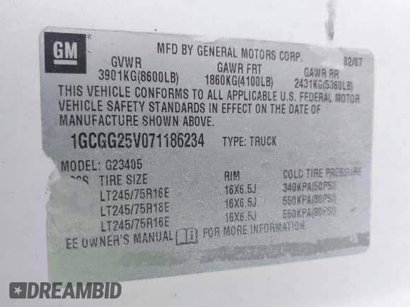 2007 Chevrolet Express Cargo z VIN 1GCGG25V071186234, wystawiony jako IAAI lot #42680616 z przebiegiem 358 942 mil mil oraz . Historia ofert i sprzedaży dostępna na DreamBid. Obrazek 9.