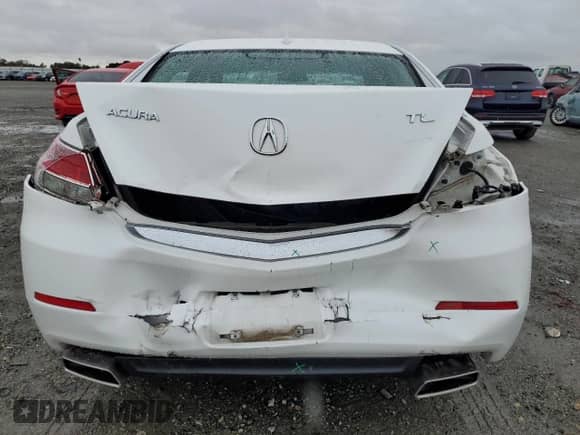 2012 Acura TL Auto с VIN 19UUA8F28CA037917, выставлен на аукционе Copart как лот 86227575 с пробегом 148 344 миль миль и Списание • Salvage title. История ставок и продаж доступна на DreamBid. Изображение 6.