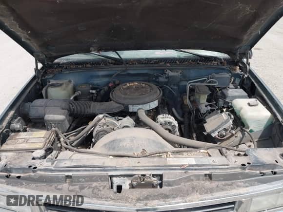 1995 Chevrolet Suburban с VIN 1GNGK26K1SJ393217, выставлен на аукционе IAAI как лот 42986415 с пробегом 198 848 миль миль и . История ставок и продаж доступна на DreamBid. Изображение 10.