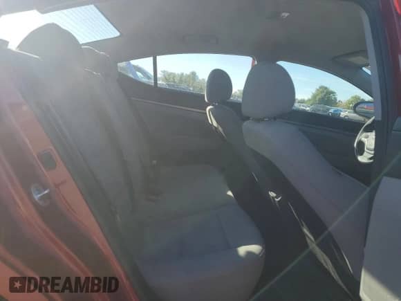 2017 Hyundai Elantra Value Edition z VIN 5NPD84LF9HH131475, wystawiony jako Copart lot #81822765 z przebiegiem 88 519 mil mil oraz Szkoda całkowita • Salvage title. Historia ofert i sprzedaży dostępna na DreamBid. Obrazek 10.