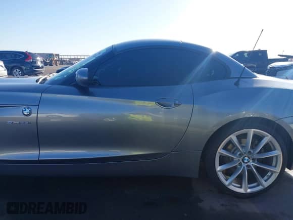 2013 BMW Z4 sDrive35i with VIN WBALM7C53DE385478, listed as a IAAI auction lot 43366118 with 77,315 mi miles and . Bid and sale history available at DreamBid. Image 14.