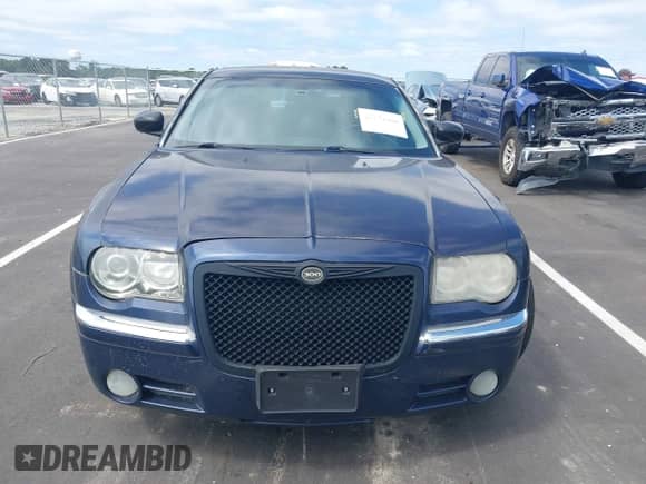 2005 Chrysler 300 C with VIN 2C3JA63H05H521037, listed as a IAAI auction lot 43171862 with 173,924 mi miles and . Bid and sale history available at DreamBid. Image 12.