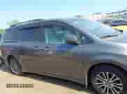 2018 Toyota Sienna XLE Auto Access Seat with VIN 5TDYZ3DC4JS940637, listed as a IAAI auction lot 42780286 with 111,733 mi miles and . Bid and sale history available at DreamBid. Image 13.