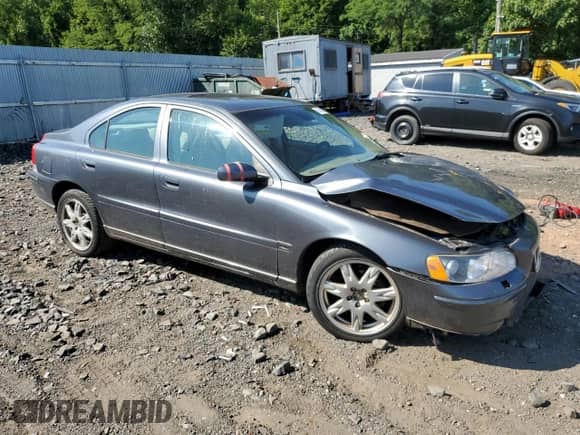2006 Volvo S60 2.5L Turbo с VIN YV1RH592262543794, выставлен на аукционе Copart как лот 67575885 с пробегом 65 160 миль миль и Списание • Salvage title. История ставок и продаж доступна на DreamBid. Изображение 4.