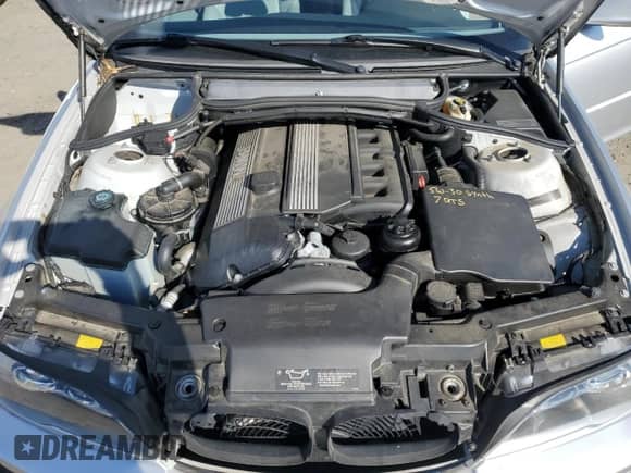 2004 BMW 3 Series 325Ci with VIN WBABW33424PL30949, listed as a Copart auction lot 86642235 with 58,752 mi miles and Clean title. Bid and sale history available at DreamBid. Image 11.