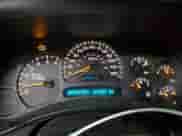 2003 Chevrolet Silverado 1500 LS z VIN 1GCEK14T53Z127952, wystawiony jako Copart lot #78029914 z przebiegiem 167 923 mil mil oraz Szkoda całkowita • Salvage title. Historia ofert i sprzedaży dostępna na DreamBid. Obrazek 9.