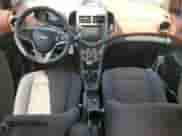 2013 Chevrolet Sonic LT с VIN 1G1JD5SH1D4160761, выставлен на аукционе Copart как лот 61407935 с пробегом 152 962 миль миль и Списание • Salvage title. История ставок и продаж доступна на DreamBid. Изображение 8.