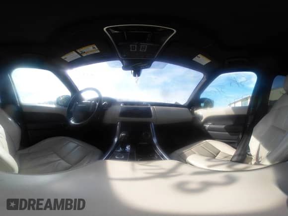 2020 Land Rover Range Rover Sport HSE with VIN SALWR2SU3LA743674, listed as a IAAI auction lot 41300143 with 66,126 mi miles and . Bid and sale history available at DreamBid. Image 19.