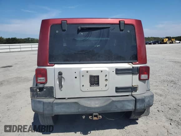 2008 Jeep Wrangler X с VIN 1J4FA241X8L567584, выставлен на аукционе Copart как лот 81886935 с пробегом Не указан миль и Списание • Salvage title. История ставок и продаж доступна на DreamBid. Изображение 6.