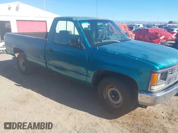 1993 GMC Sierra 1500 with VIN 1GTDC14Z4PE508587, listed as a IAAI auction lot 43562709 with 291,969 mi miles and . Bid and sale history available at DreamBid. Image 1.