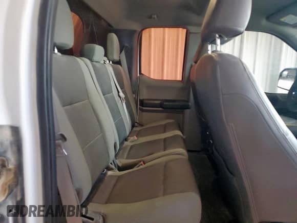 2018 Ford F-150 XL with VIN 1FTFX1E50JFA07156, listed as a Copart auction lot 85311925 with 162,327 mi miles and Clean title. Bid and sale history available at DreamBid. Image 10.