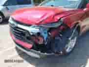 2021 Chevrolet Blazer LT z VIN 3GNKBCRS3MS559640, wystawiony jako IAAI lot #42802245 z przebiegiem 98 619 mil mil oraz . Historia ofert i sprzedaży dostępna na DreamBid. Obrazek 6.